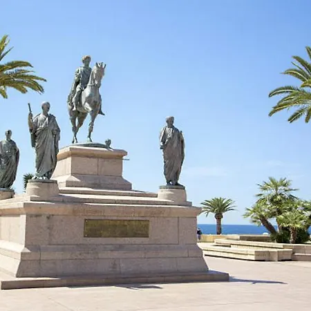 Superbe Pieds Dans L'eau - Parking Gratuit - Terrasse - Emplacement Idéal Dans Résidence De Standing *